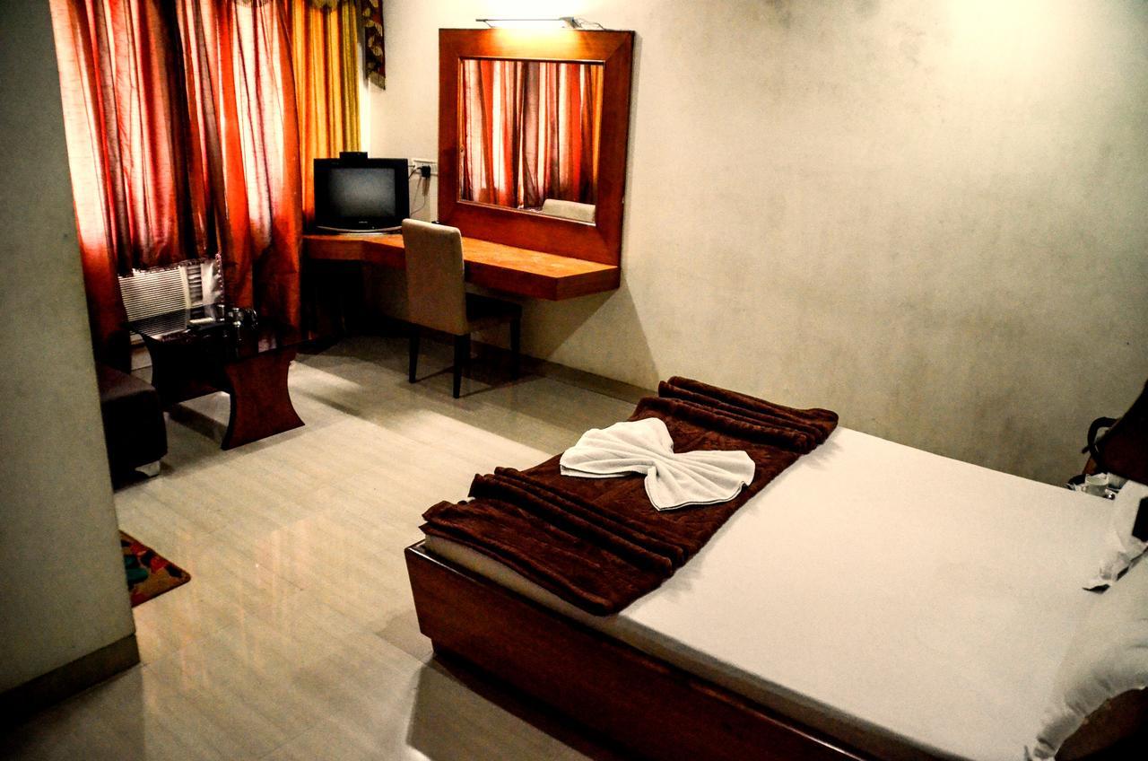 Hotel Aryan Jharsuguda Luaran gambar
